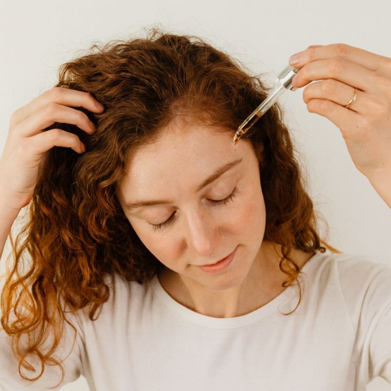 Sérum Capillaire Bio à la Menthe Poivrée – Stimulant & Revitalisant